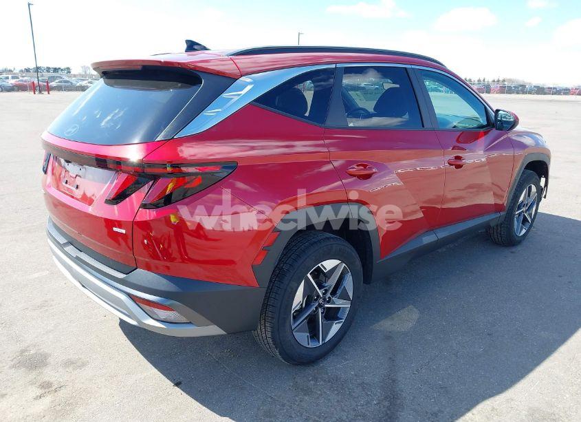 Photo 4 of 2025 Hyundai Tucson SEL (VIN 5NMJBCDE1SH451558)