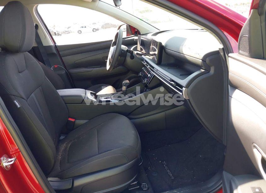 Photo 5 of 2025 Hyundai Tucson SEL (VIN 5NMJBCDE1SH451558)