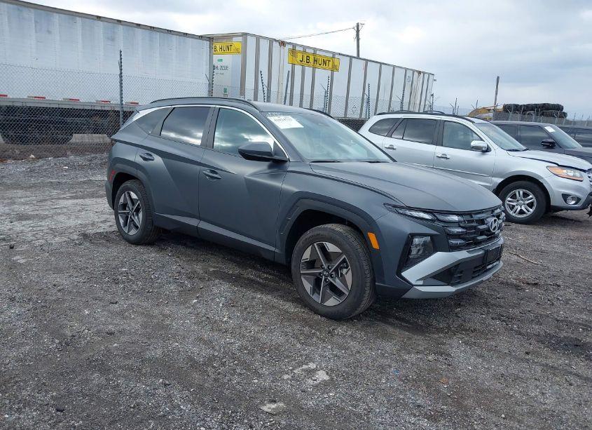 2025 Hyundai Tucson SEL (VIN 5NMJBCDE1SH451639) main photo