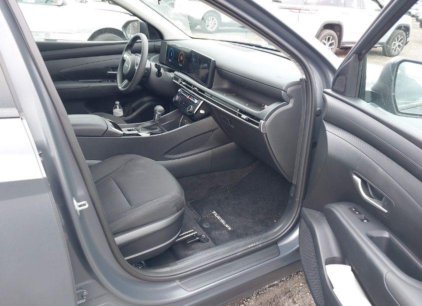 Photo 5 of 2025 Hyundai Tucson SEL (VIN 5NMJBCDE1SH451639)