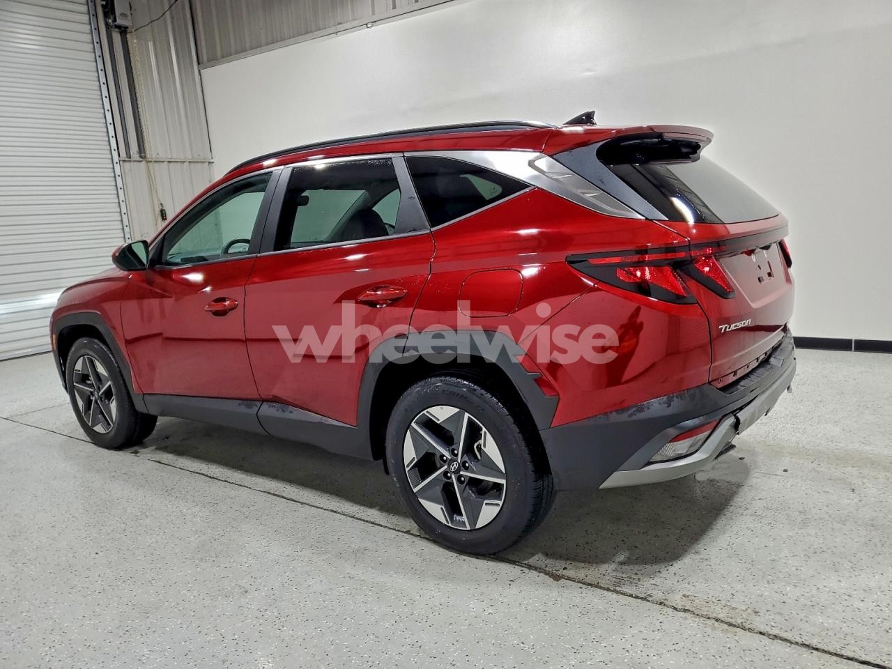 Photo 2 of 2025 HYUNDAI TUCSON SEL (VIN 5NMJBCDE1SH491767)