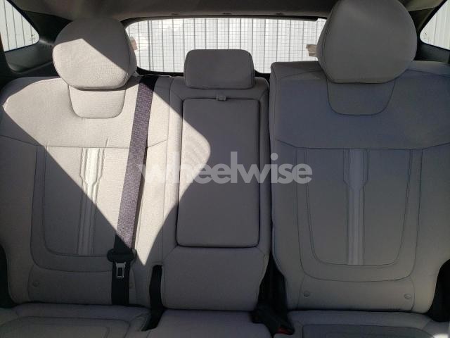 Photo 5 of 2025 HYUNDAI TUCSON SEL (VIN 5NMJBCDE1SH562823)