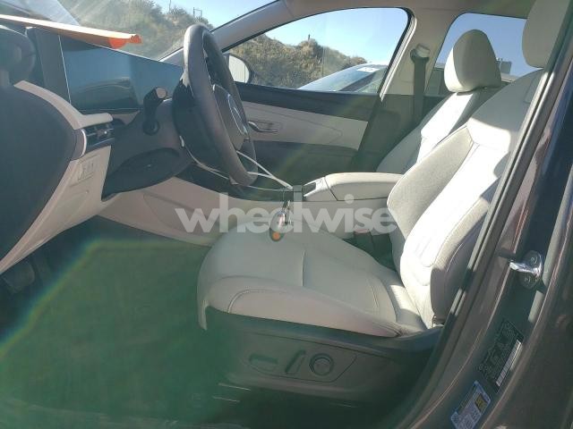 Photo 9 of 2025 HYUNDAI TUCSON SEL (VIN 5NMJBCDE1SH562823)