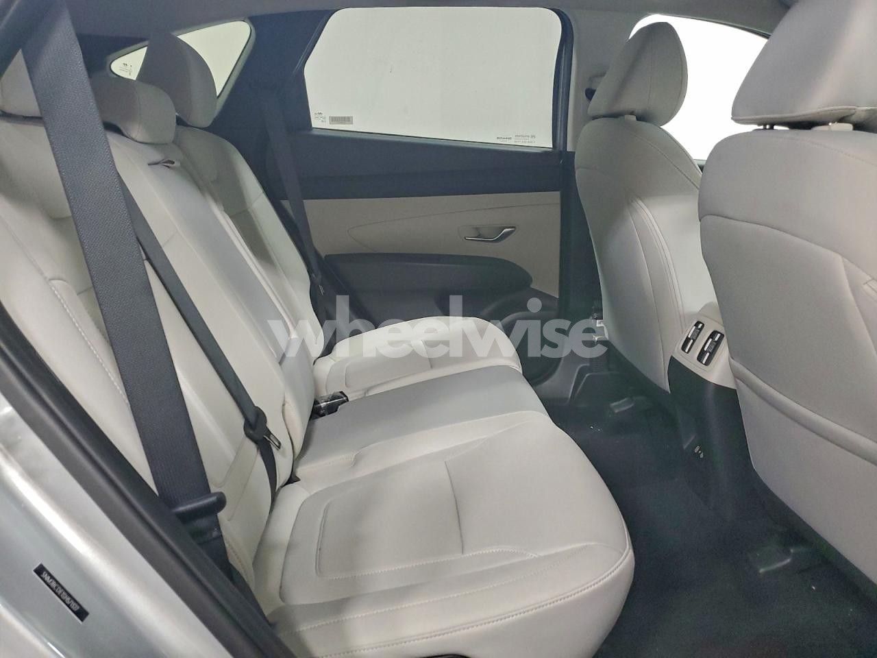 Photo 11 of 2025 HYUNDAI TUCSON SEL (VIN 5NMJBCDE1SH571327)
