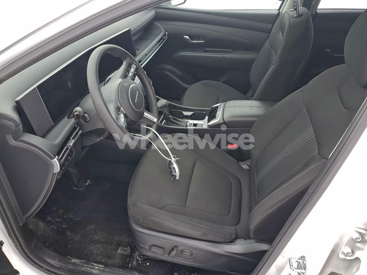 Photo 7 of 2025 HYUNDAI TUCSON SEL (VIN 5NMJBCDE1SH591996)