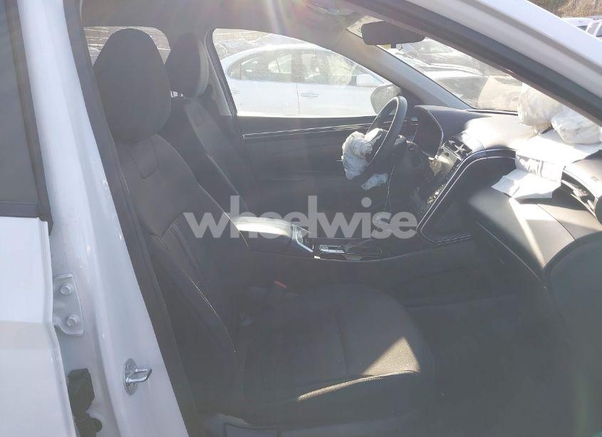 Photo 5 of 2024 Hyundai Tucson SEL (VIN 5NMJBCDE2RH315126)