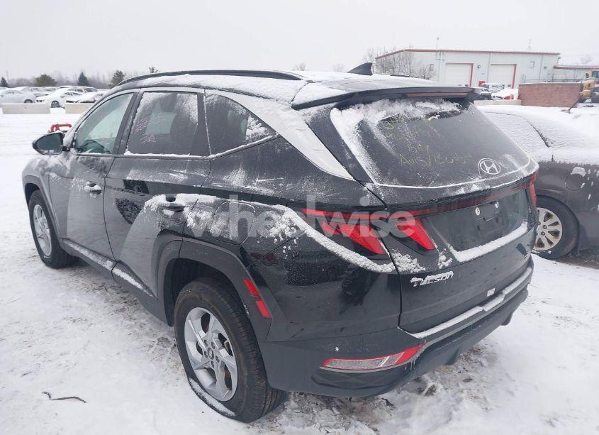 Photo 3 of 2024 Hyundai Tucson SEL (VIN 5NMJBCDE2RH330337)