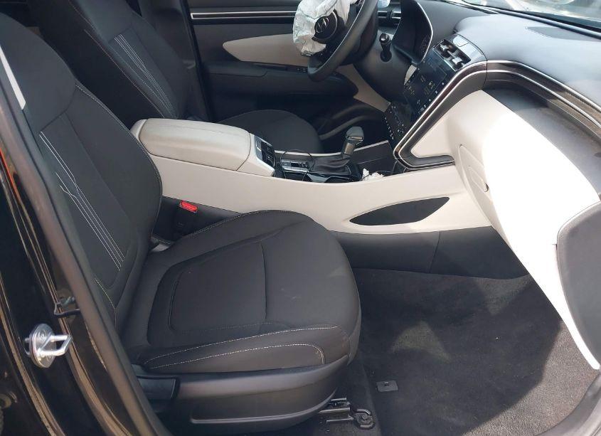 Photo 5 of 2024 Hyundai Tucson SEL (VIN 5NMJBCDE2RH340902)