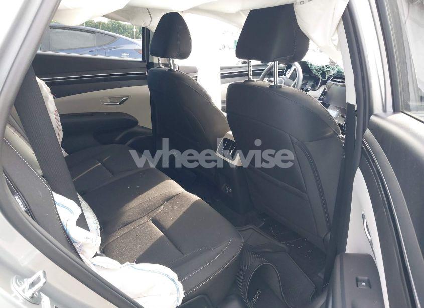 Photo 8 of 2024 Hyundai Tucson SEL (VIN 5NMJBCDE2RH408003)
