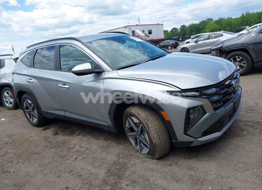 2025 Hyundai Tucson SEL (VIN 5NMJBCDE2SH491082) main photo