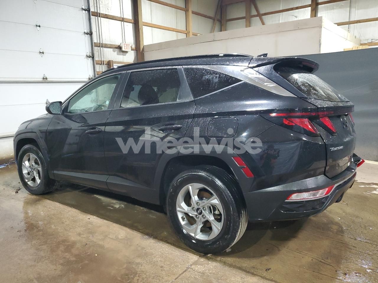 Photo 2 of 2024 HYUNDAI TUCSON SEL (VIN 5NMJBCDE3RH386920)