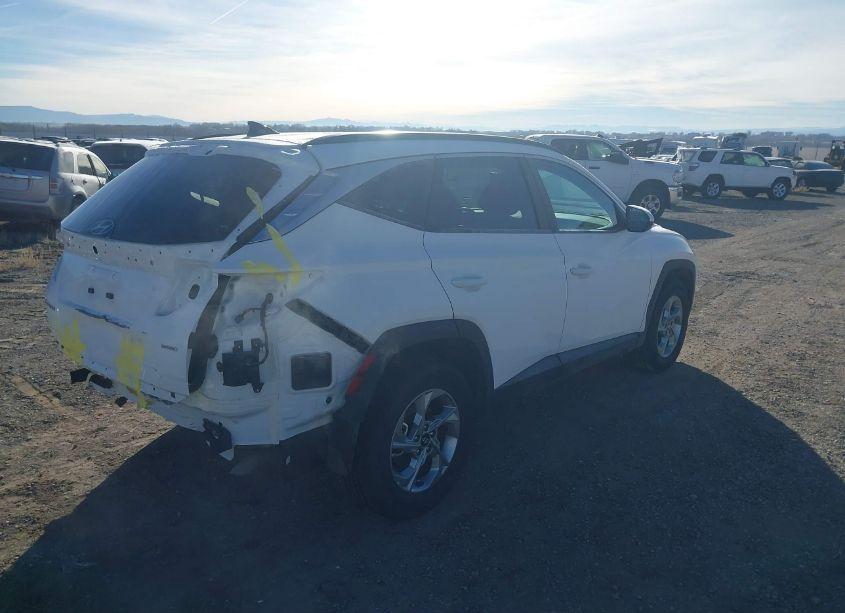 Photo 4 of 2024 Hyundai Tucson SEL (VIN 5NMJBCDE3RH420421)