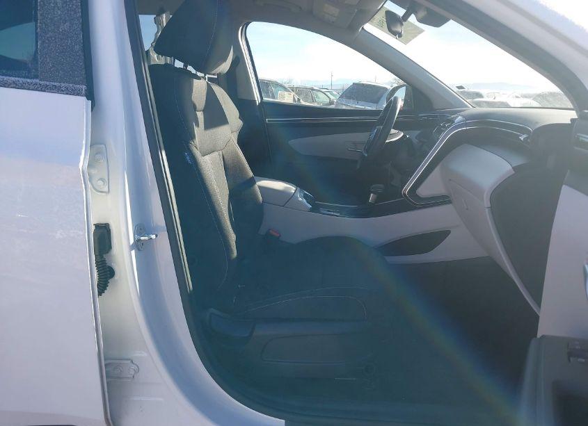 Photo 5 of 2024 Hyundai Tucson SEL (VIN 5NMJBCDE3RH420421)