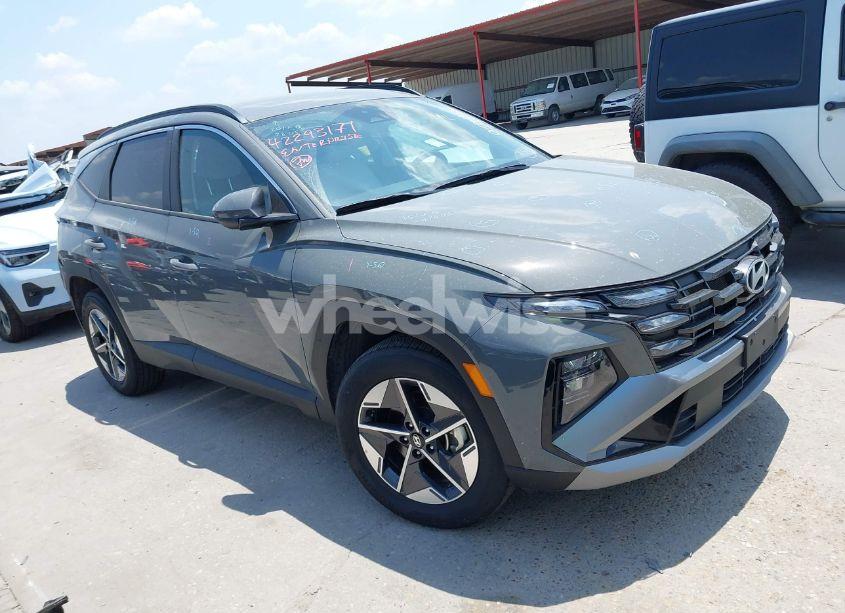 2025 Hyundai Tucson SEL (VIN 5NMJBCDE3SH508729) main photo
