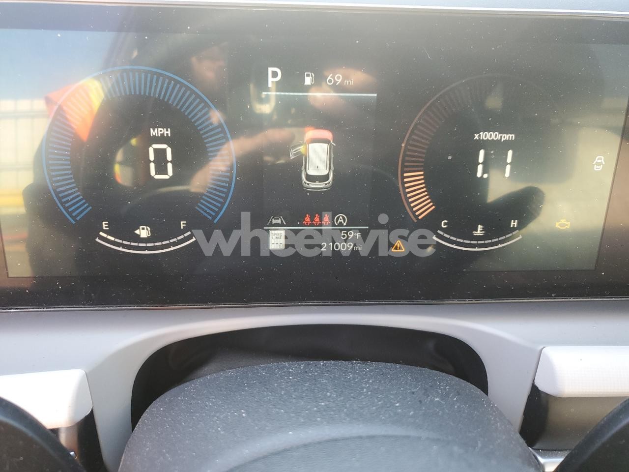 Photo 9 of 2025 HYUNDAI TUCSON SEL (VIN 5NMJBCDE3SH534599)