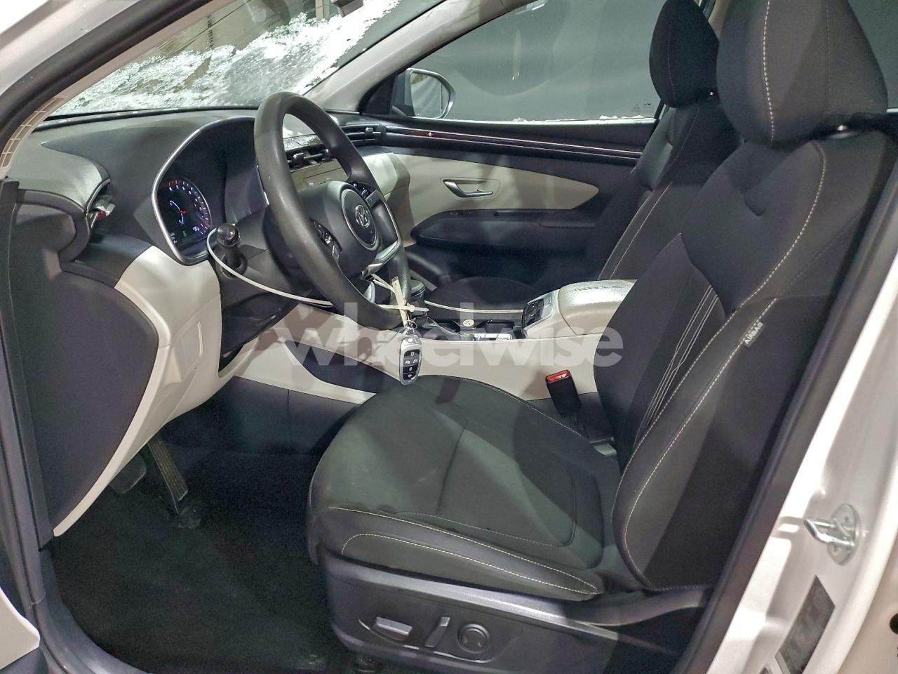 Photo 7 of 2024 HYUNDAI TUCSON SEL (VIN 5NMJBCDE4RH297244)