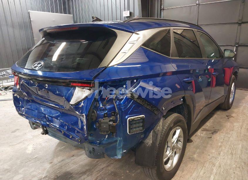 Photo 4 of 2024 Hyundai Tucson SEL (VIN 5NMJBCDE4RH319145)