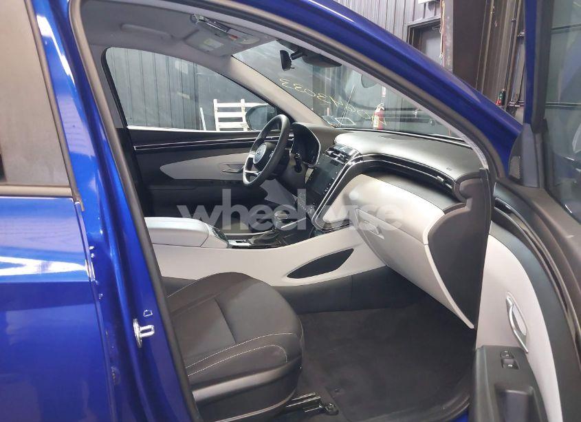 Photo 5 of 2024 Hyundai Tucson SEL (VIN 5NMJBCDE4RH319145)