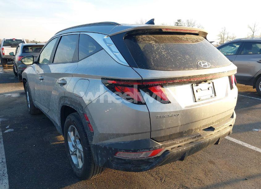 Photo 3 of 2024 Hyundai Tucson SEL (VIN 5NMJBCDE4RH319470)