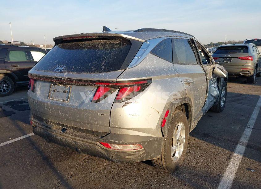 Photo 4 of 2024 Hyundai Tucson SEL (VIN 5NMJBCDE4RH319470)