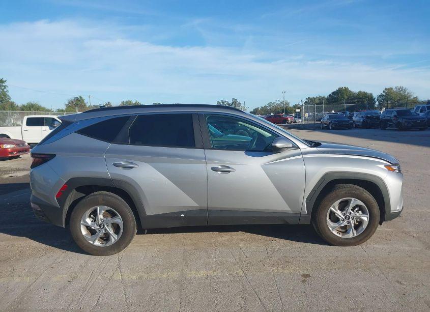 Photo 13 of 2024 Hyundai Tucson SEL (VIN 5NMJBCDE4RH324491)