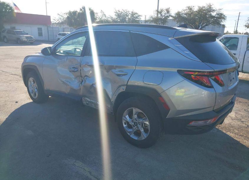 Photo 3 of 2024 Hyundai Tucson SEL (VIN 5NMJBCDE4RH324491)