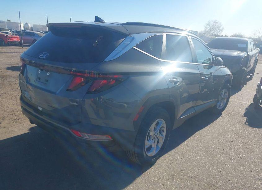 Photo 4 of 2024 Hyundai Tucson SEL (VIN 5NMJBCDE4RH346054)
