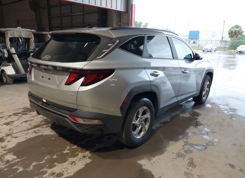 Photo 4 of 2024 Hyundai Tucson SEL (VIN 5NMJBCDE4RH349195)