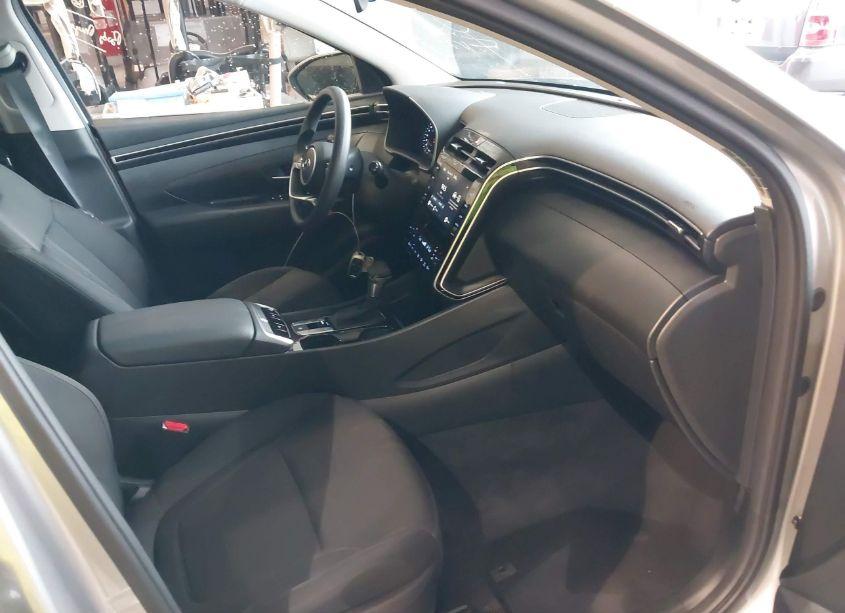Photo 5 of 2024 Hyundai Tucson SEL (VIN 5NMJBCDE4RH349195)