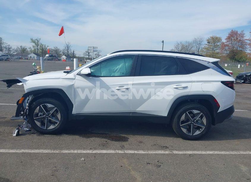 Photo 15 of 2025 Hyundai Tucson SEL (VIN 5NMJBCDE4SH513695)