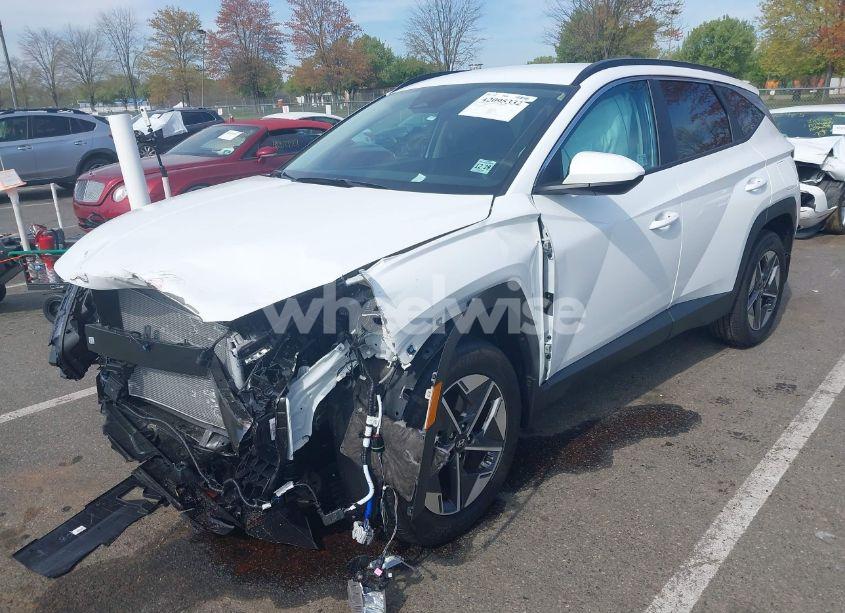 Photo 2 of 2025 Hyundai Tucson SEL (VIN 5NMJBCDE4SH513695)