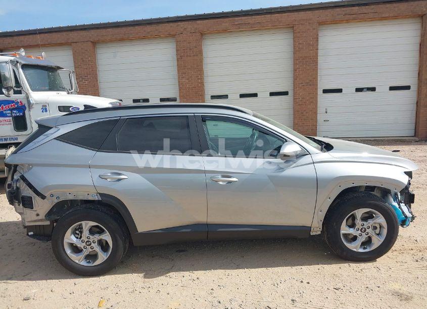 Photo 13 of 2024 Hyundai Tucson SEL (VIN 5NMJBCDE5RH299830)