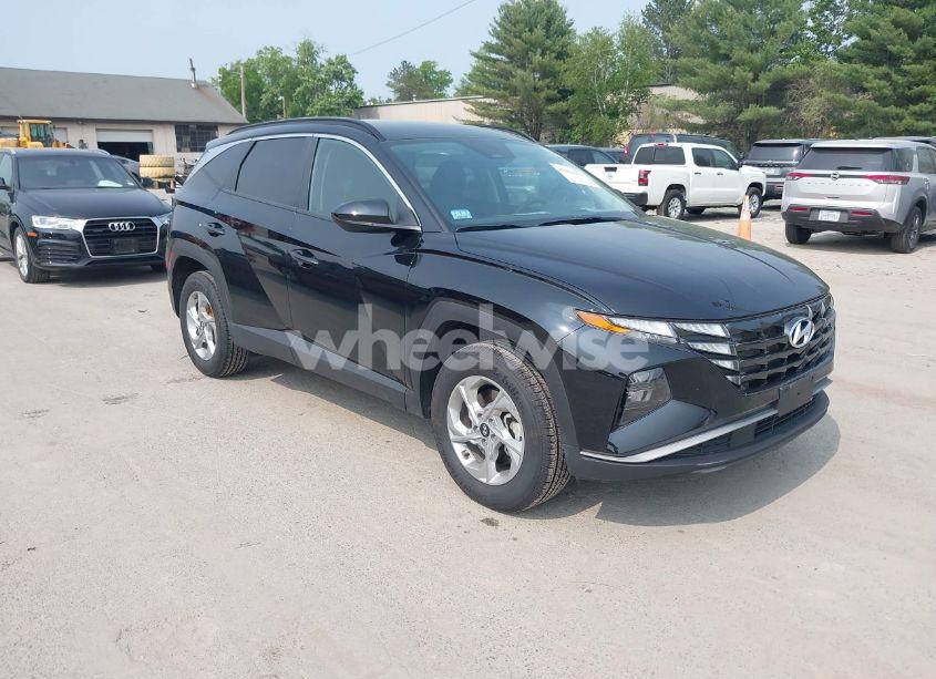 2024 Hyundai Tucson SEL (VIN 5NMJBCDE5RH353790) main photo