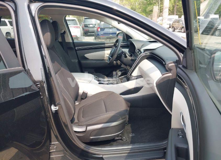 Photo 5 of 2024 Hyundai Tucson SEL (VIN 5NMJBCDE5RH353790)