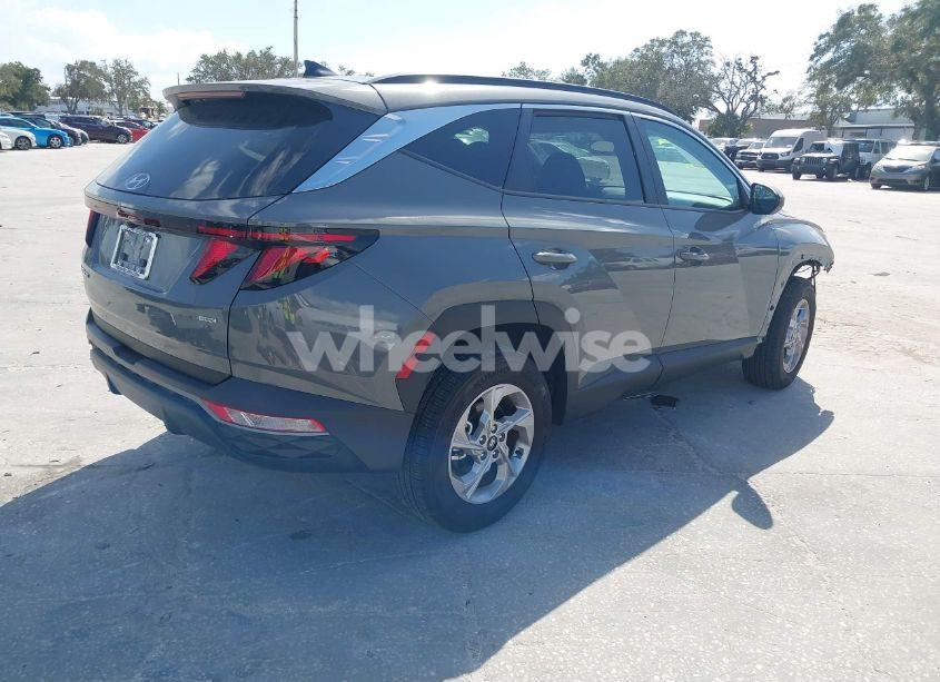 Photo 4 of 2024 Hyundai Tucson SEL (VIN 5NMJBCDE5RH411753)