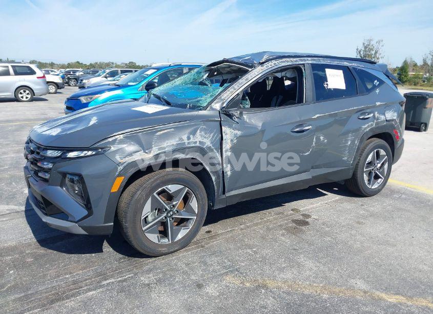 Photo 2 of 2025 Hyundai Tucson SEL (VIN 5NMJBCDE5SH480674)