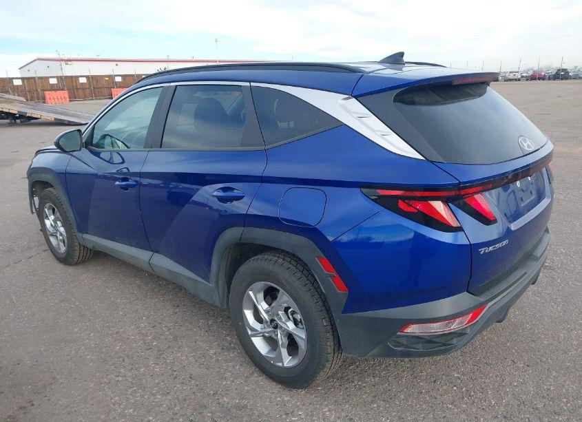 Photo 3 of 2024 Hyundai Tucson SEL (VIN 5NMJBCDE6RH317168)