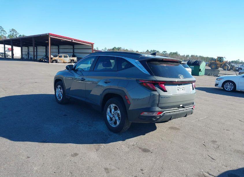 Photo 3 of 2024 Hyundai Tucson SEL (VIN 5NMJBCDE6RH330079)
