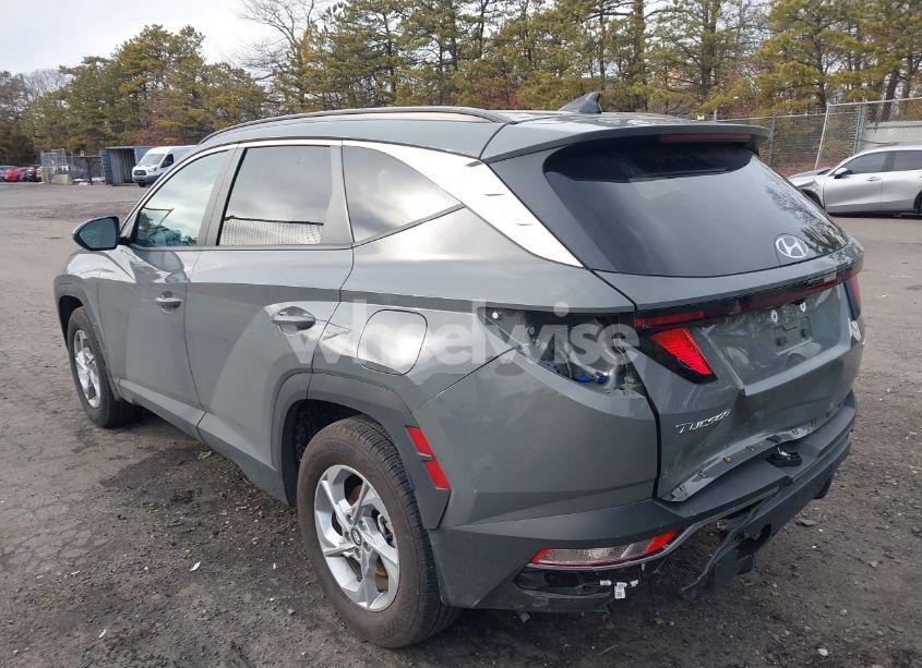 Photo 3 of 2024 Hyundai Tucson SEL (VIN 5NMJBCDE6RH335167)