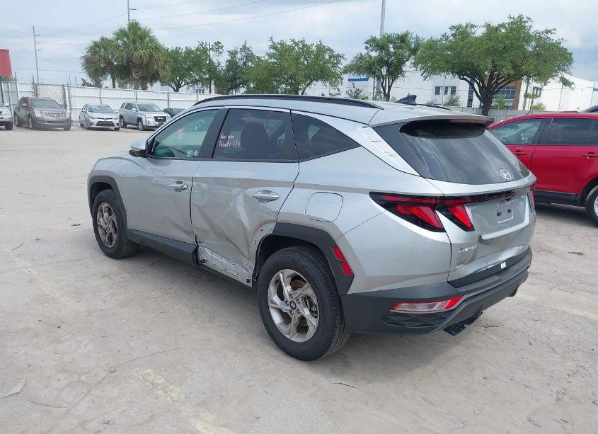 Photo 3 of 2024 Hyundai Tucson SEL (VIN 5NMJBCDE6RH344290)