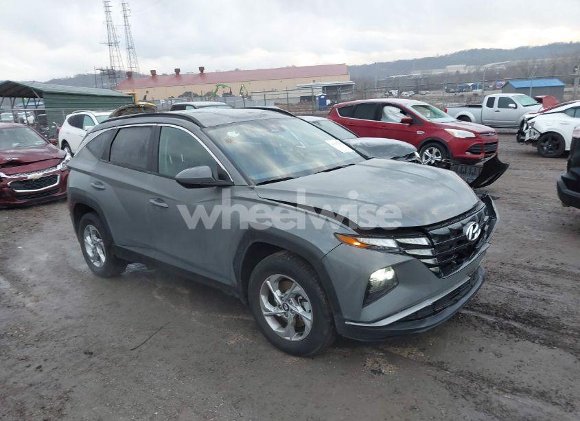 2024 Hyundai Tucson SEL (VIN 5NMJBCDE6RH372963) main photo