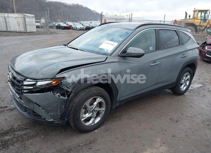 Photo 2 of 2024 Hyundai Tucson SEL (VIN 5NMJBCDE6RH372963)