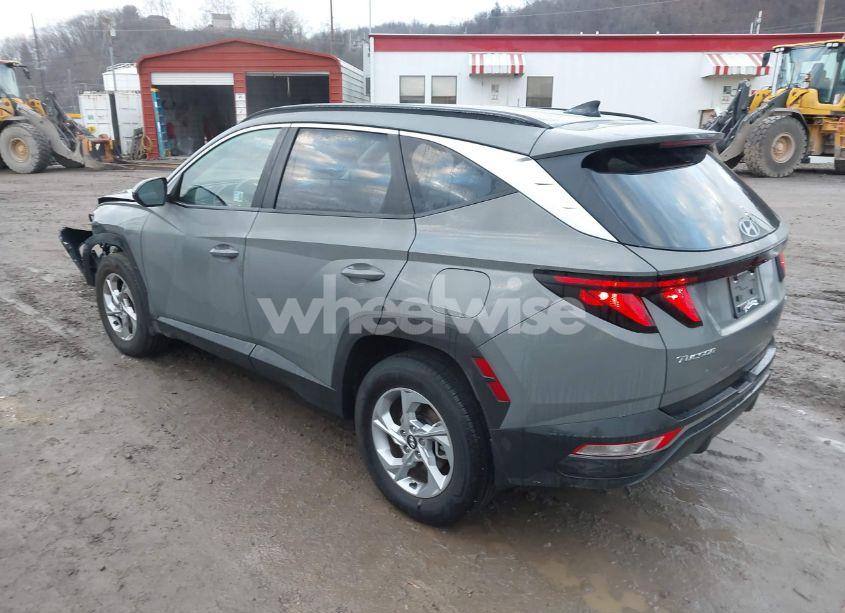 Photo 3 of 2024 Hyundai Tucson SEL (VIN 5NMJBCDE6RH372963)