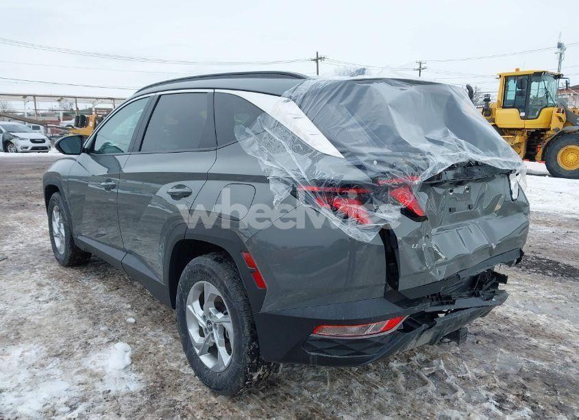 Photo 3 of 2024 Hyundai Tucson SEL (VIN 5NMJBCDE6RH399371)