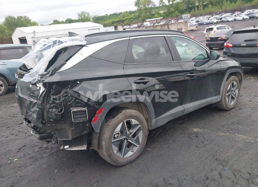 Photo 4 of 2025 Hyundai Tucson SEL (VIN 5NMJBCDE7SH441486)