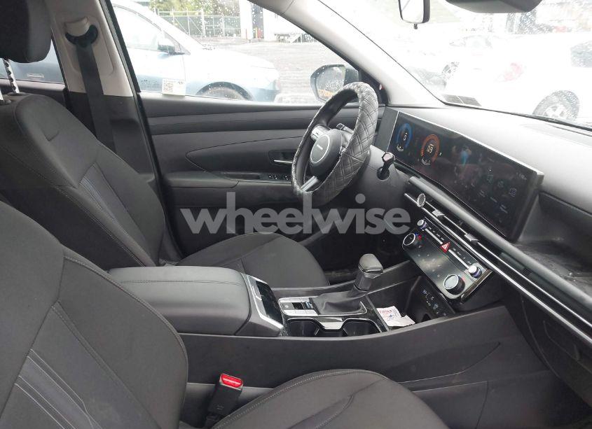 Photo 5 of 2025 Hyundai Tucson SEL (VIN 5NMJBCDE7SH441486)