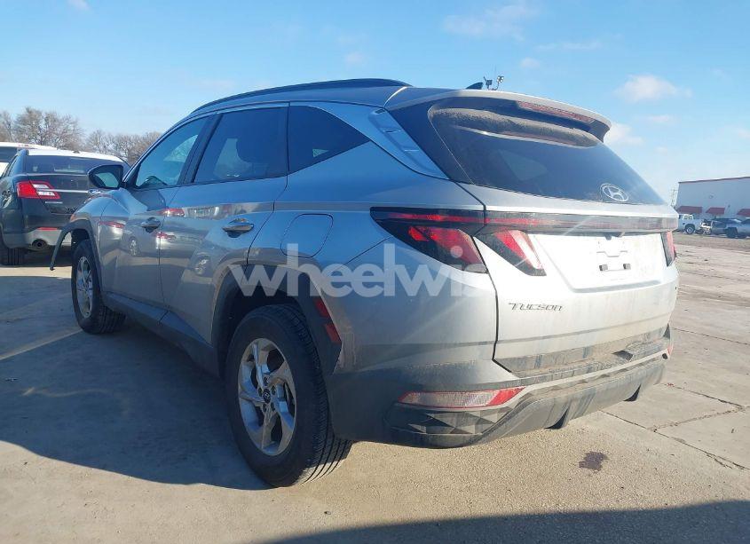 Photo 3 of 2024 Hyundai Tucson SEL (VIN 5NMJBCDE8RH296159)