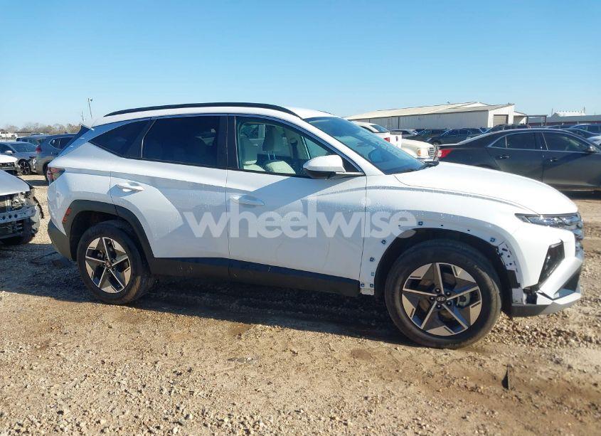 Photo 14 of 2025 Hyundai Tucson SEL (VIN 5NMJBCDE8SH466882)