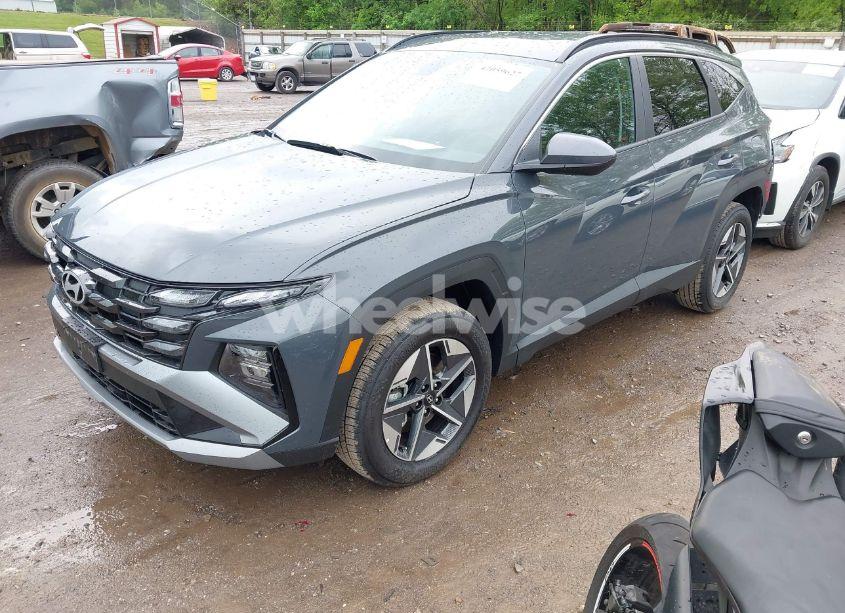 Photo 2 of 2025 Hyundai Tucson SEL (VIN 5NMJBCDE8SH522948)