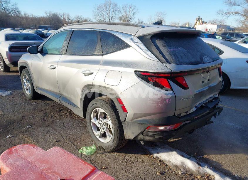 Photo 3 of 2024 Hyundai Tucson SEL (VIN 5NMJBCDE9RH403560)